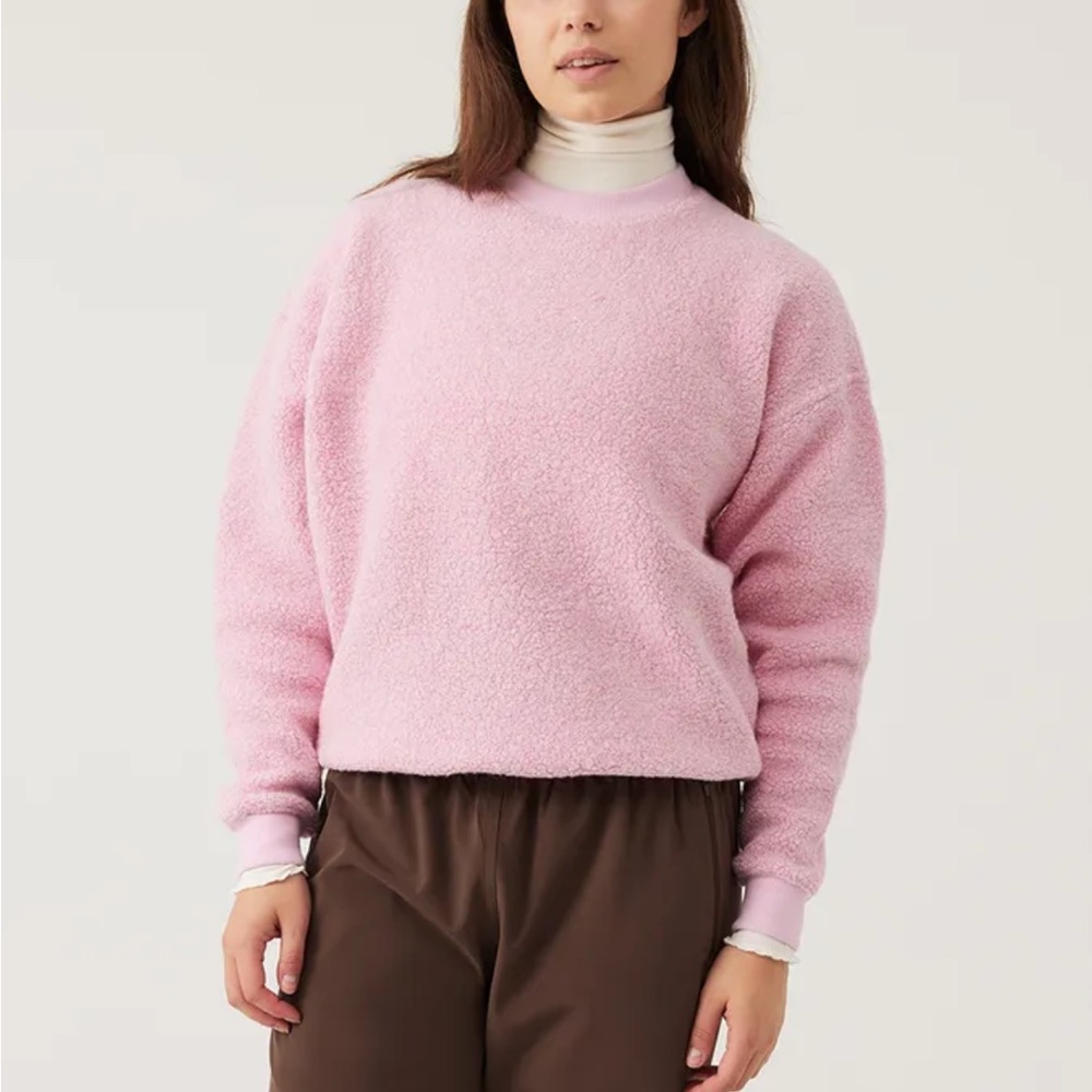 Outdoor Voices MegaFleece crewneck in snowflake blue